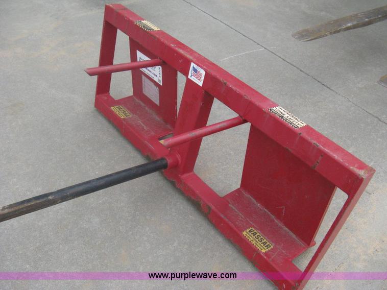 image for item A6178 Vassar quick attach bale spear