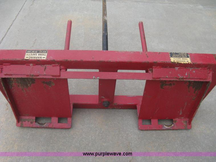 image for item A6178 Vassar quick attach bale spear