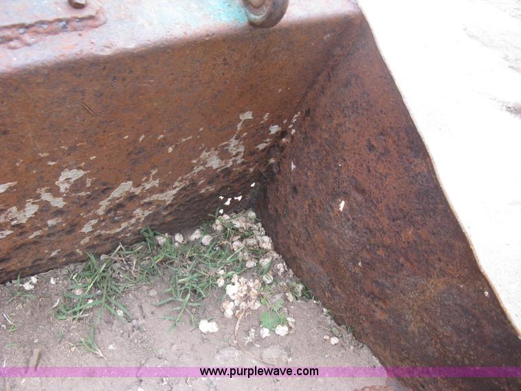 image for item A6183 Gehl 2600 skid steer