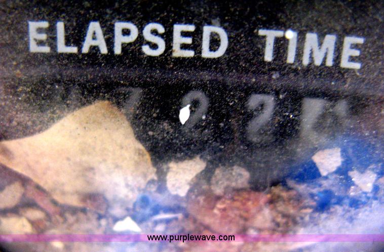 image for item A6183 Gehl 2600 skid steer