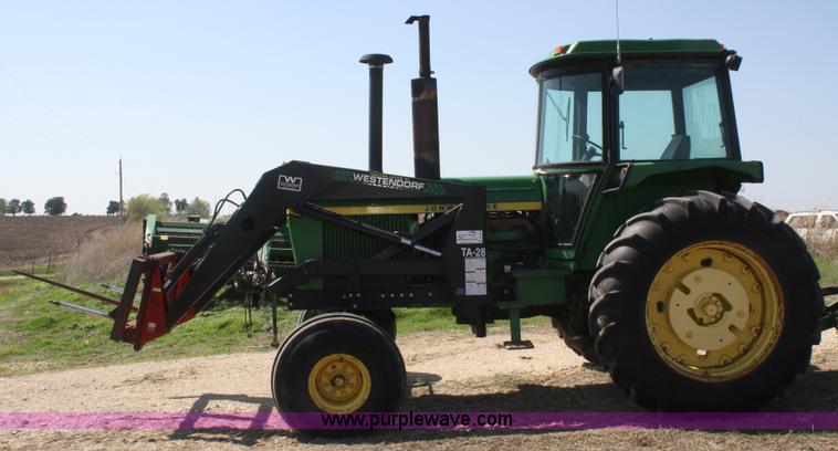 image for item A6780 1977 John Deere 4430 tractor