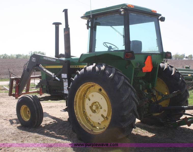 image for item A6780 1977 John Deere 4430 tractor