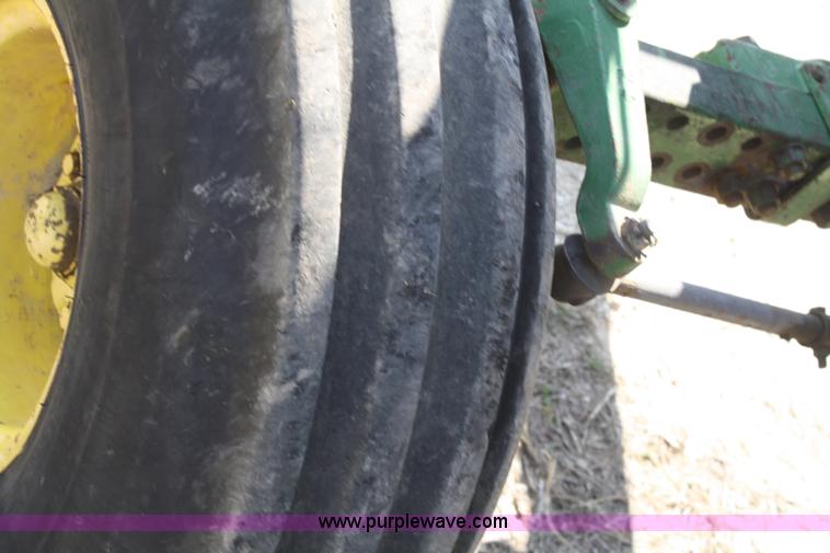 image for item A6780 1977 John Deere 4430 tractor