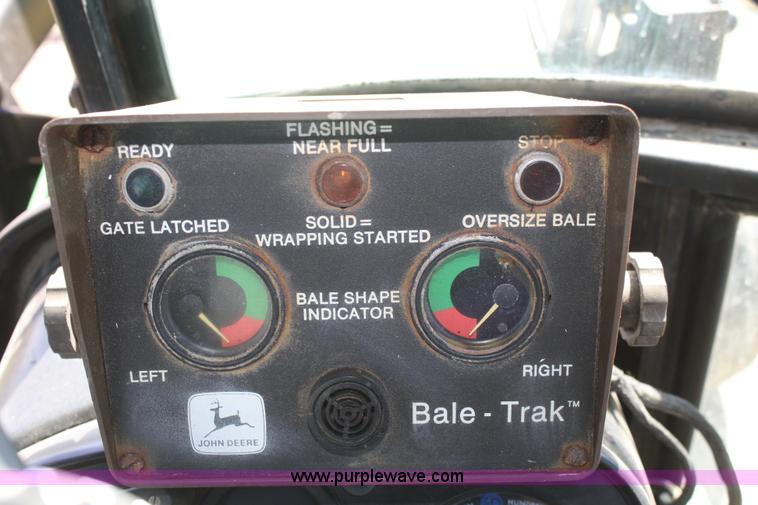 image for item A6781 John Deere 535 round baler