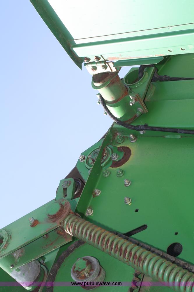 image for item A6781 John Deere 535 round baler