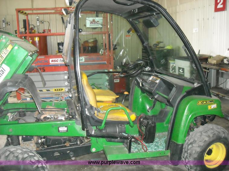 image for item A8250 2007 John Deere Gator HPX