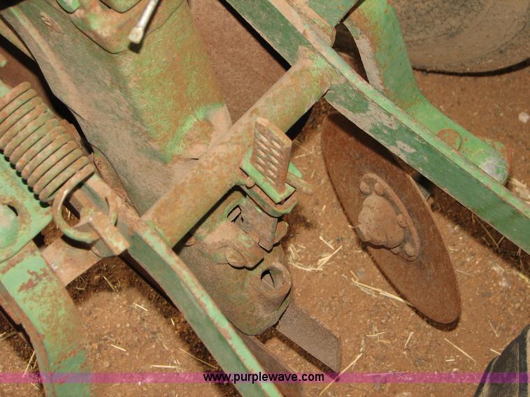 image for item B1184 John Deere 1240 four row planter