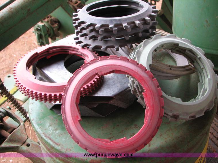image for item B1184 John Deere 1240 four row planter