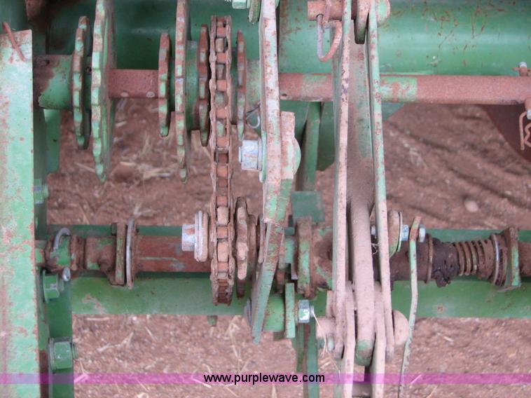 image for item B1184 John Deere 1240 four row planter