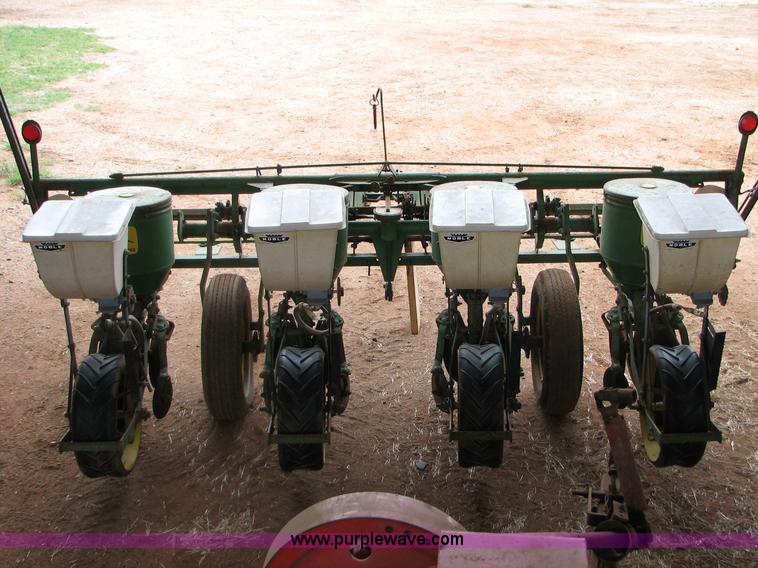 image for item B1184 John Deere 1240 four row planter