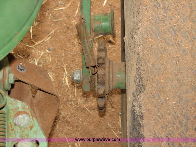 image for item B1184 John Deere 1240 four row planter