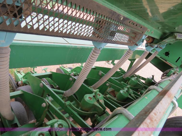 image for item B2230 John Deere 1530 20' soybean drill