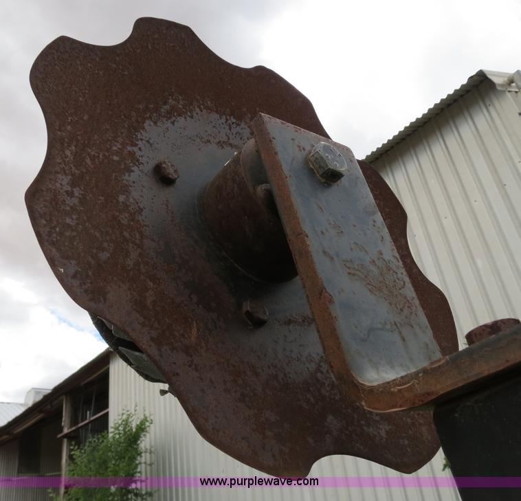 image for item B2230 John Deere 1530 20' soybean drill