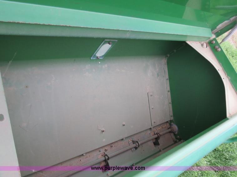 image for item B2230 John Deere 1530 20' soybean drill