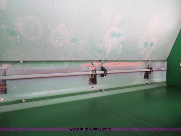 image for item B2230 John Deere 1530 20' soybean drill