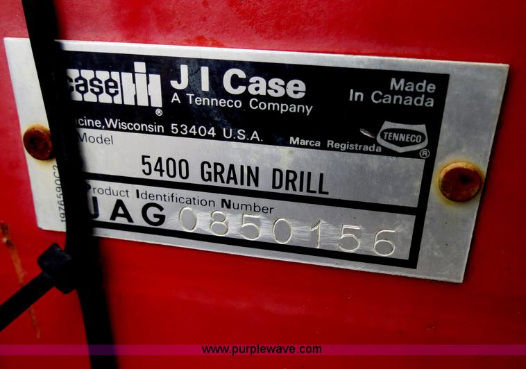image for item B2273 1995 Case IH 5400 20' soybean special drill