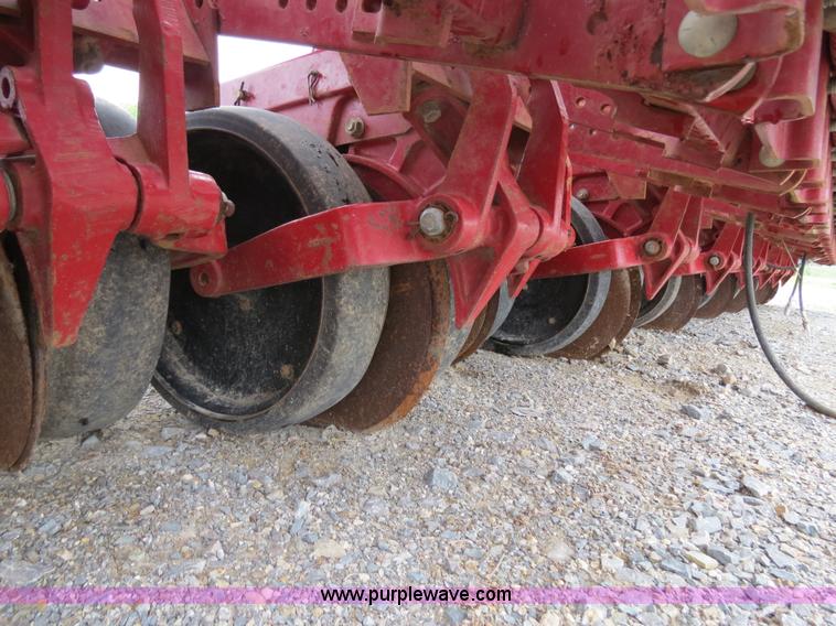 image for item B2273 1995 Case IH 5400 20' soybean special drill