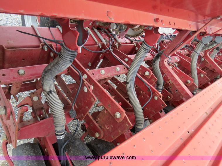 image for item B2273 1995 Case IH 5400 20' soybean special drill