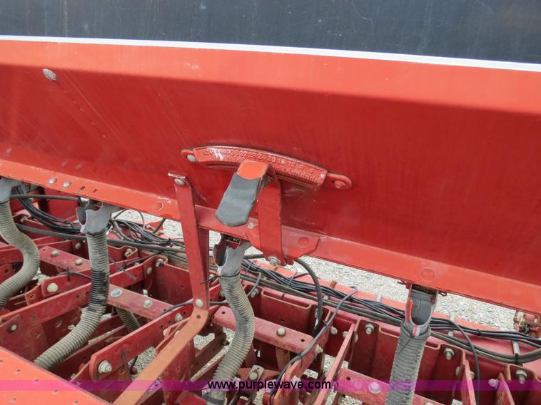 image for item B2273 1995 Case IH 5400 20' soybean special drill