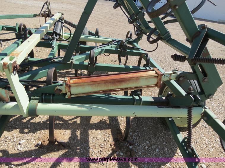 image for item B2275 QuinStar Flex-King 3000 33.5' field cultivator