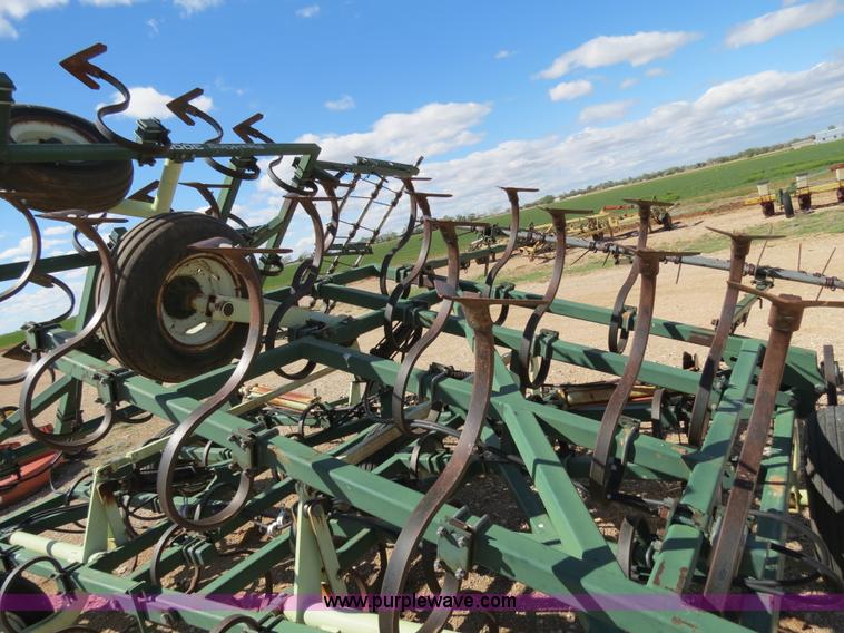 image for item B2275 QuinStar Flex-King 3000 33.5' field cultivator
