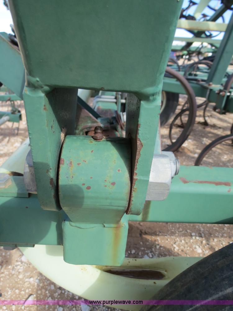 image for item B2275 QuinStar Flex-King 3000 33.5' field cultivator