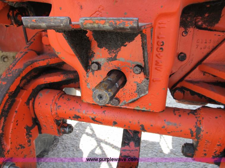 image for item B2685 1967 Allis Chalmers One Ninety XT tractor