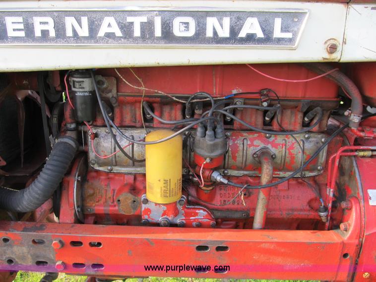 image for item B2686 1970 International Farmall 756 tractor
