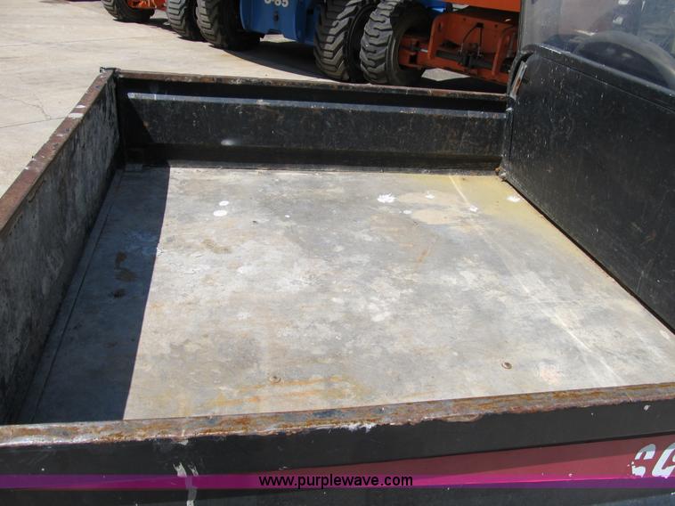 image for item B2693 2007 Club Car XRT1550G utility vehicle