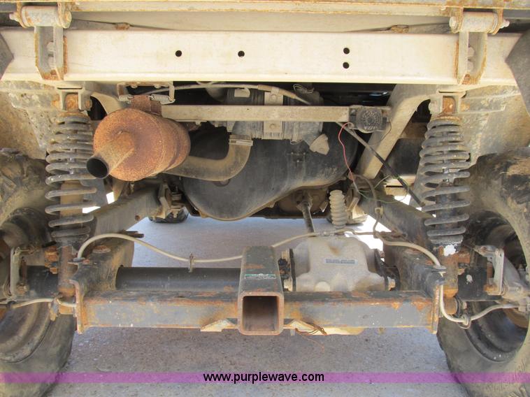 image for item B2693 2007 Club Car XRT1550G utility vehicle