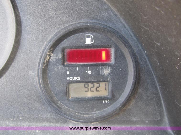 image for item B2693 2007 Club Car XRT1550G utility vehicle