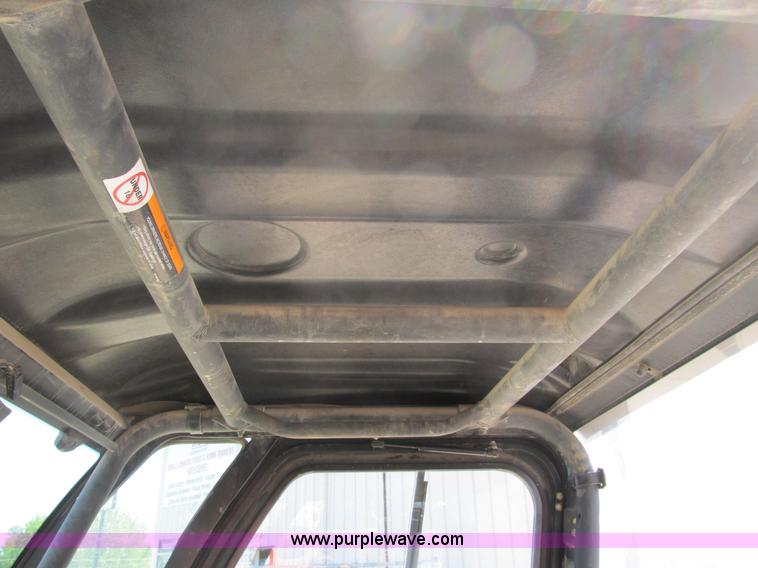 image for item B2693 2007 Club Car XRT1550G utility vehicle