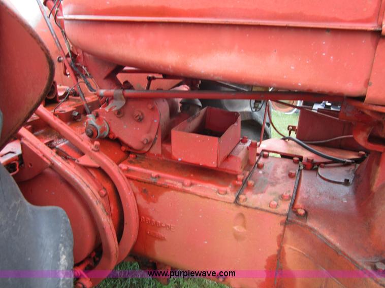 image for item B3165 International W9 tractor