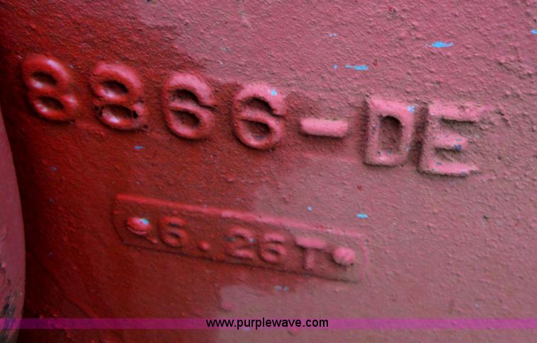 image for item B3165 International W9 tractor