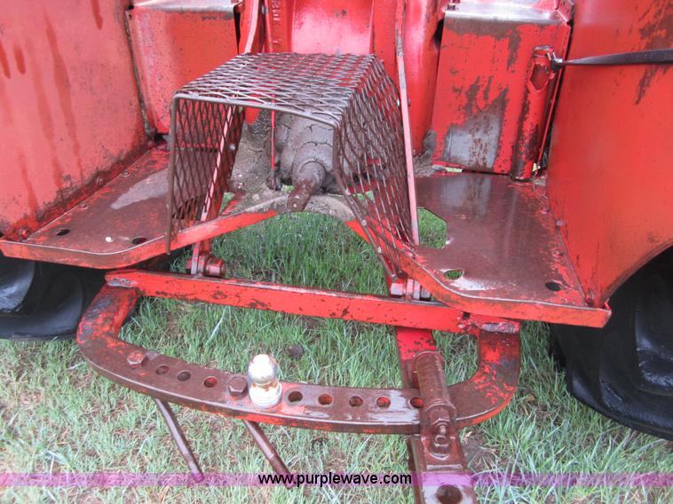 image for item B3165 International W9 tractor