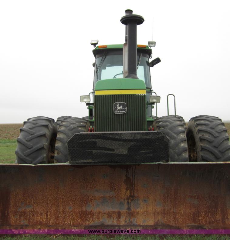 image for item B3167 1977 John Deere 8630 4WD tractor
