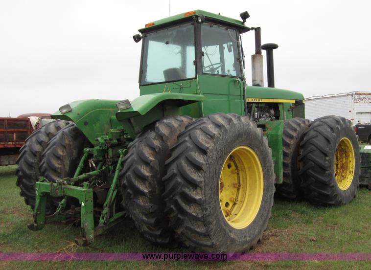 image for item B3167 1977 John Deere 8630 4WD tractor