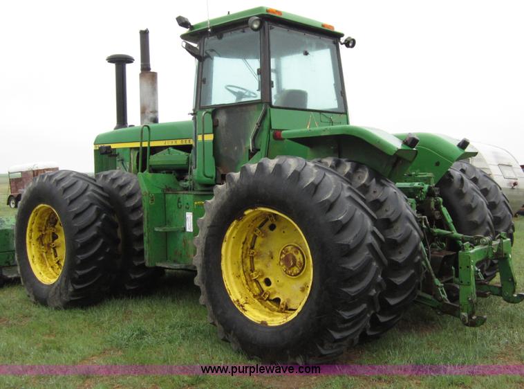 image for item B3167 1977 John Deere 8630 4WD tractor