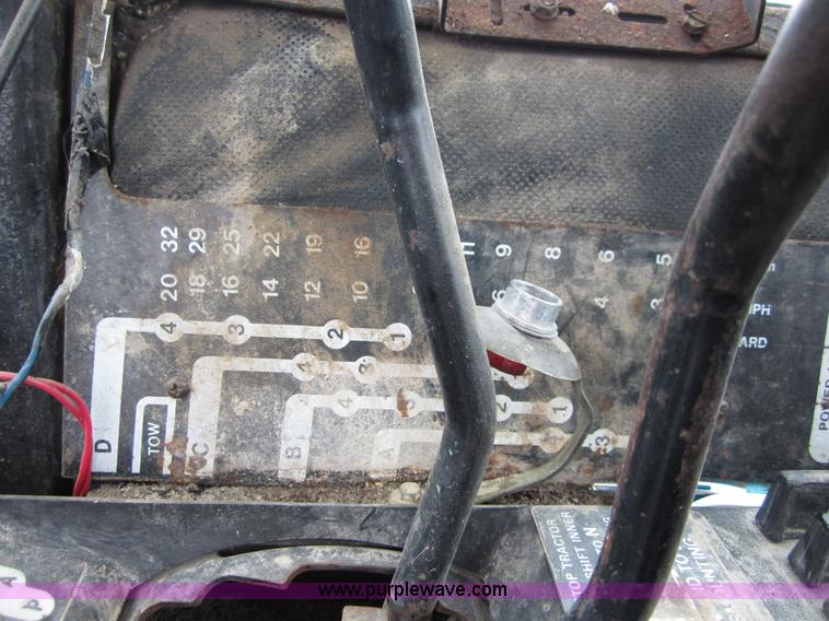 image for item B3167 1977 John Deere 8630 4WD tractor