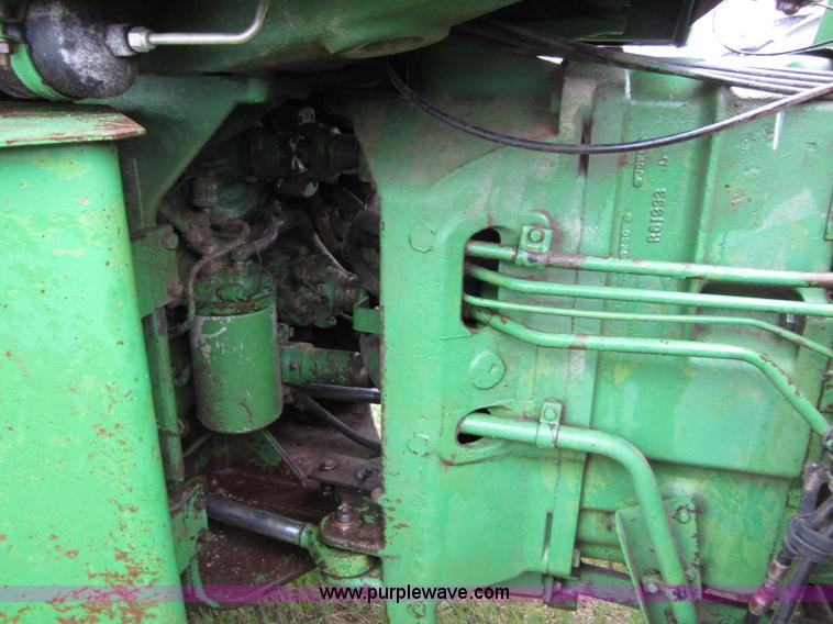 image for item B3167 1977 John Deere 8630 4WD tractor