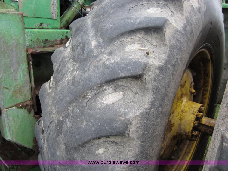 image for item B3167 1977 John Deere 8630 4WD tractor