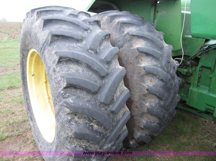 image for item B3167 1977 John Deere 8630 4WD tractor