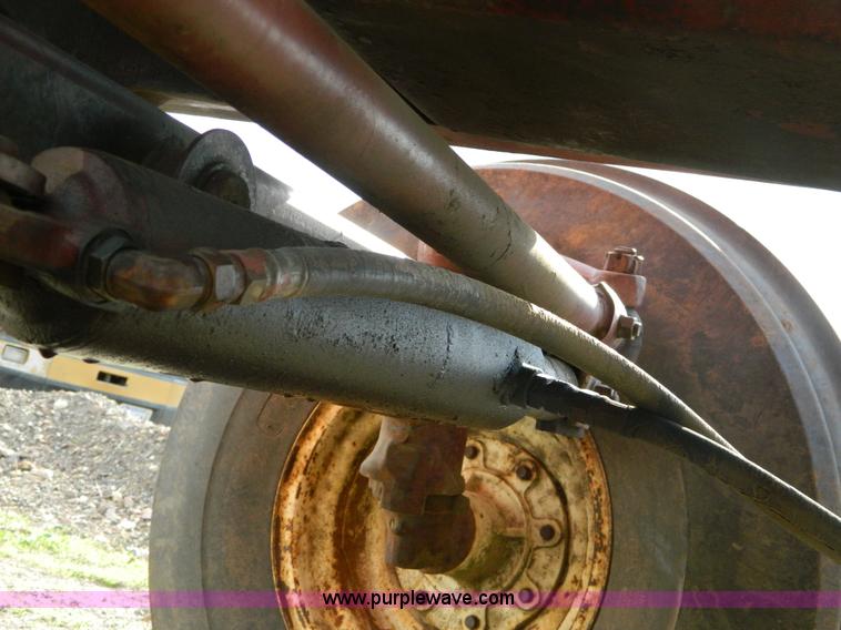 image for item B3600 Allis-Chalmers 7040 tractor