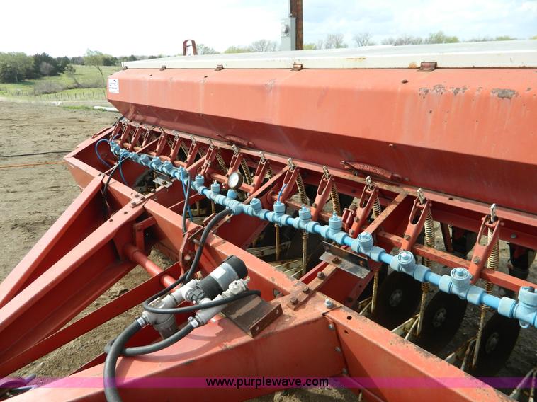 image for item B3603 IH 510 grain drill