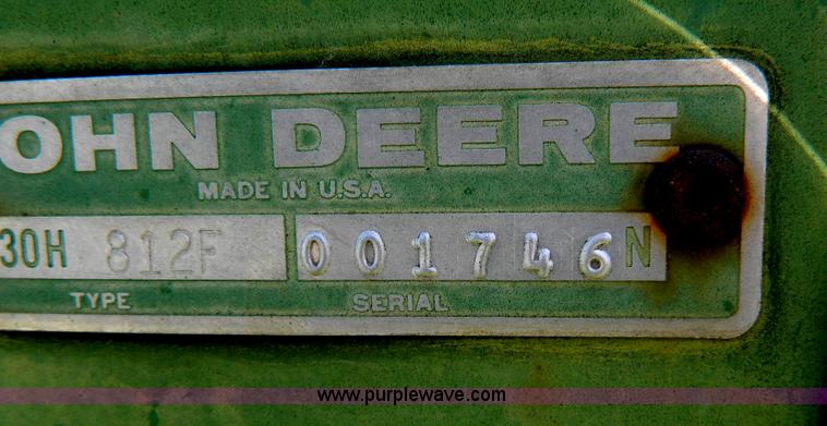 image for item B3604 (4) John Deere 9300 hoe drills