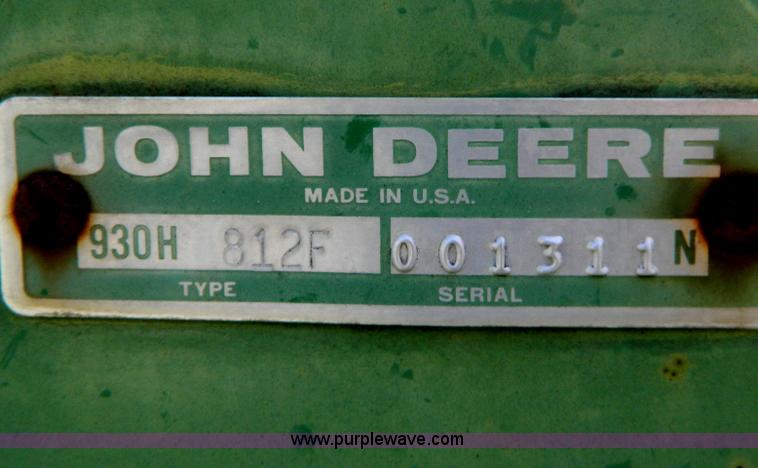 image for item B3604 (4) John Deere 9300 hoe drills