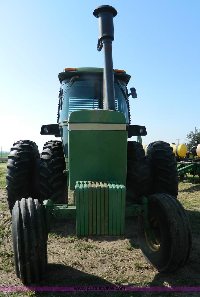 image for item B3612 1974 John Deere 4630 tractor