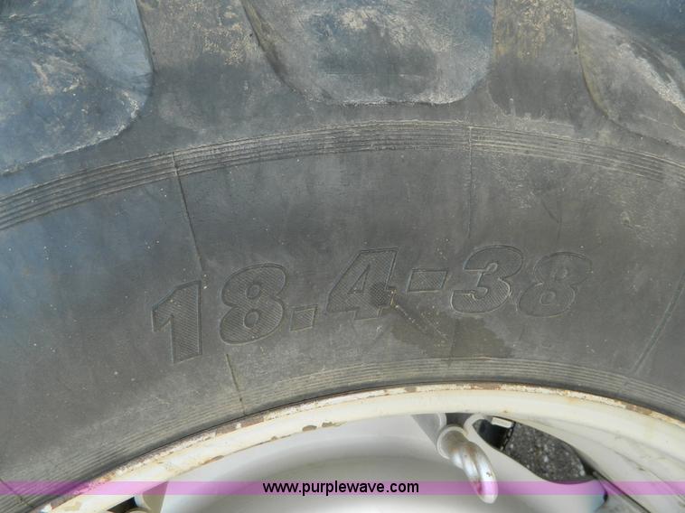 image for item B3620 1996 Allis Chalmers 8610 MFWD tractor