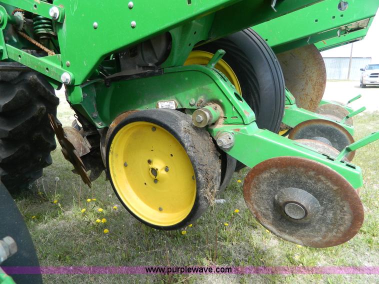 image for item B3625 John Deere 7300 Max Emerge 2 eight row planter