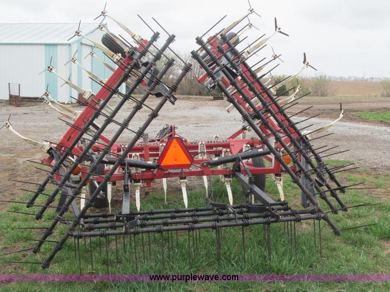 image for item B5113 Wil-Rich 2500 21' field cultivator